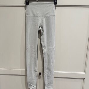 Lululemon Athletica Light Gray Leggings Sz 2